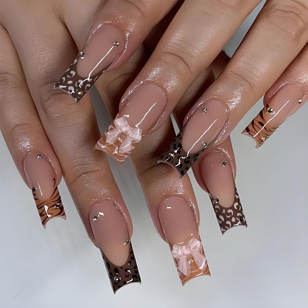 Nail Art Y2K - Leoprint Franse tip volledige dekking acrylnagels
