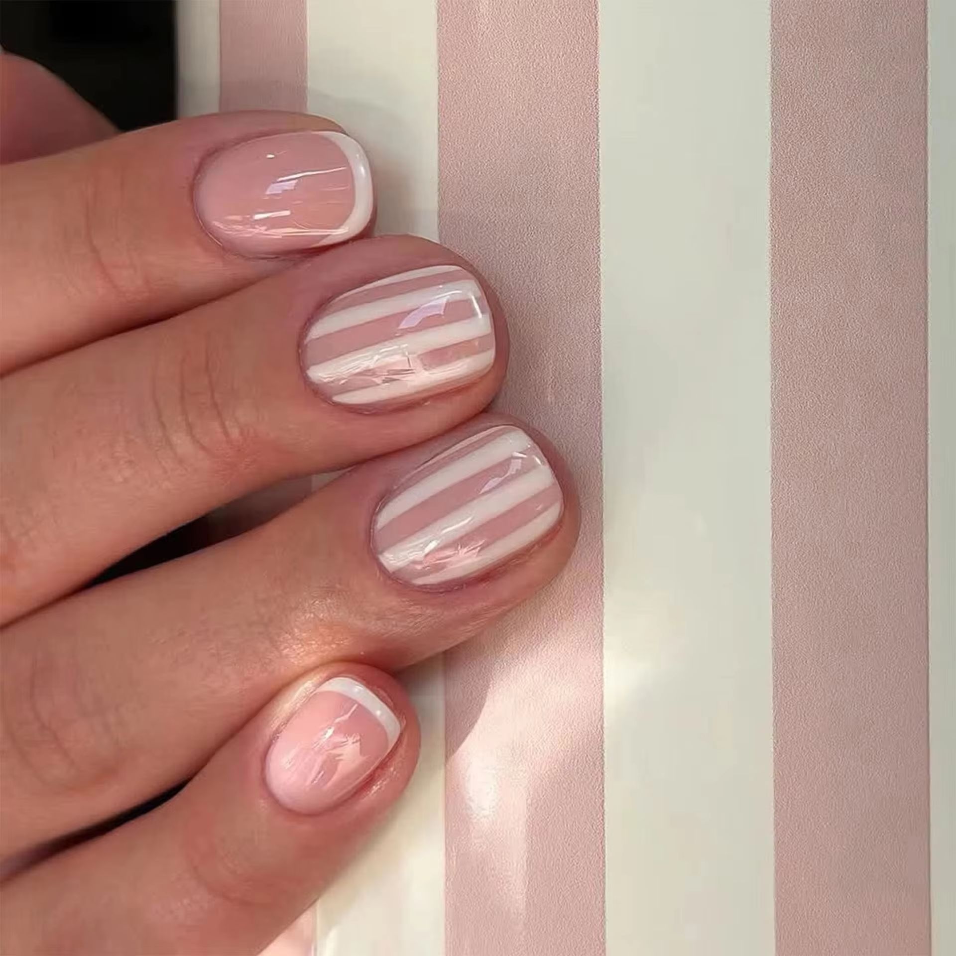 Nail Art Pink - 24 stuks eenvoudige witte Franse opzetnagels,
