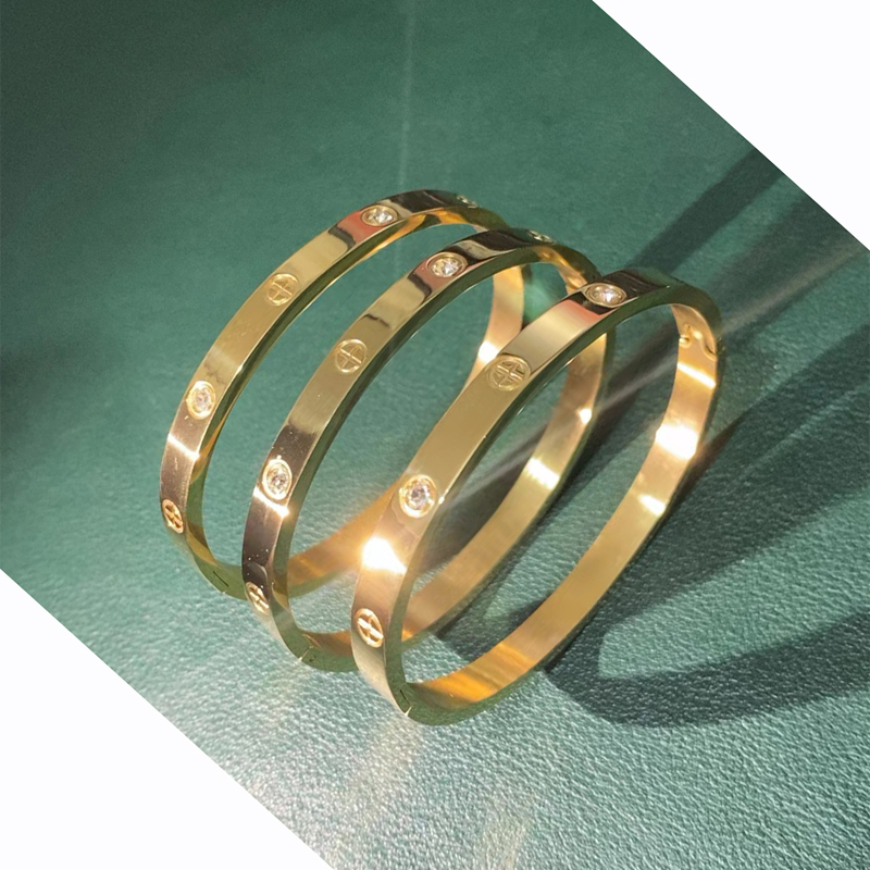 Nieuw Ontwerp Goud Kleur Zirko - Nail Art France recensie en prijs