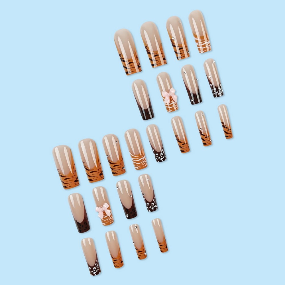 Leoprint Franse tip volledige  - Nail Art Y2K recensie en prijs