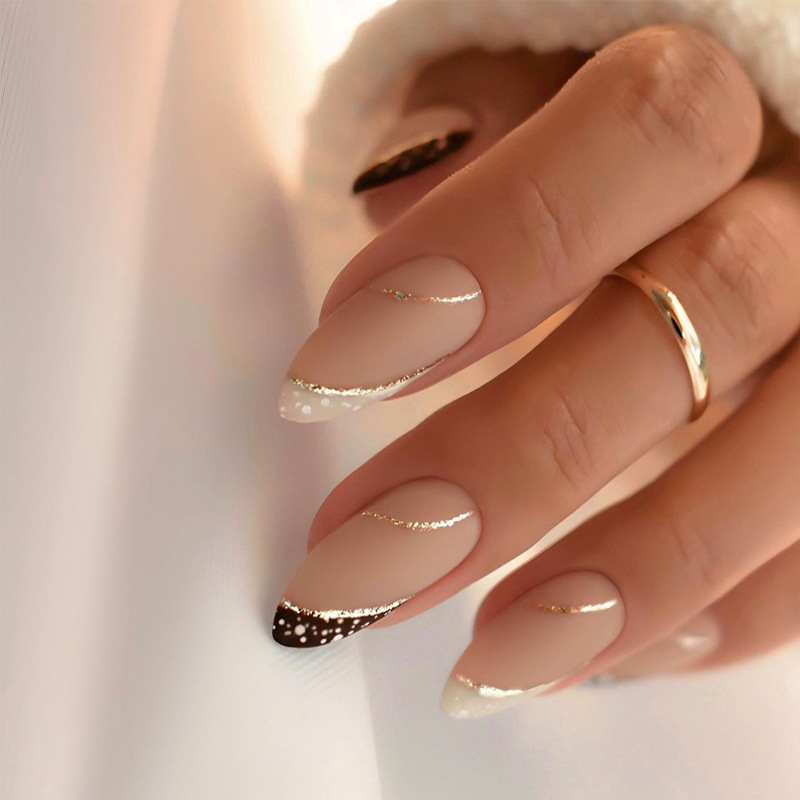 24-delige draagbare nagels in  - Nail Art French recensie en prijs