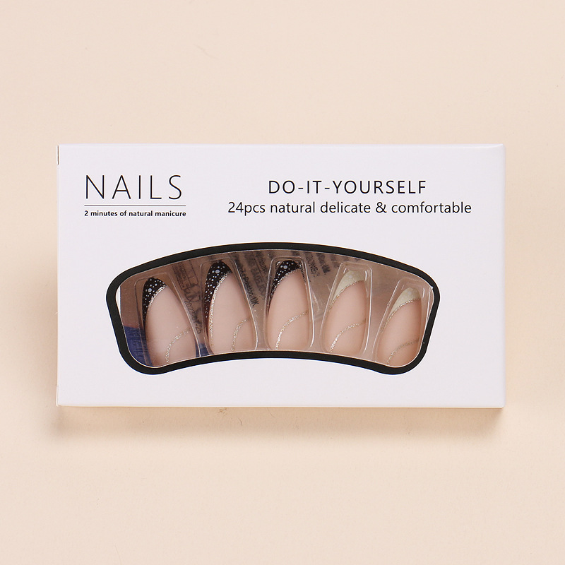 24-delige draagbare nagels in  - Nail Art French recensie en prijs